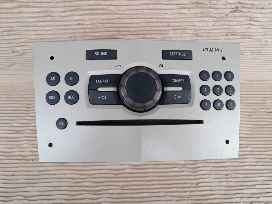Opel Corsa D, radio cd-player CD 30 cu MP3