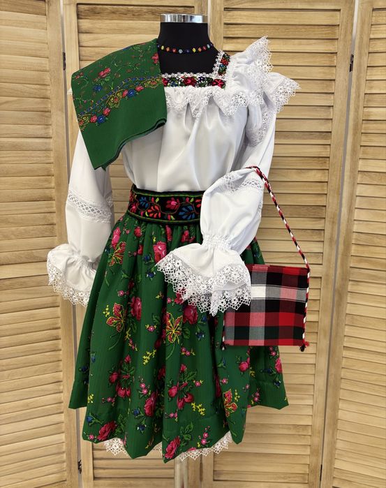 Costum traditional de Maramures pentru femei set complet