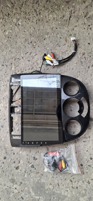 Продам Тейес монитор CC2 L 2/32 gb с рамкой жентра