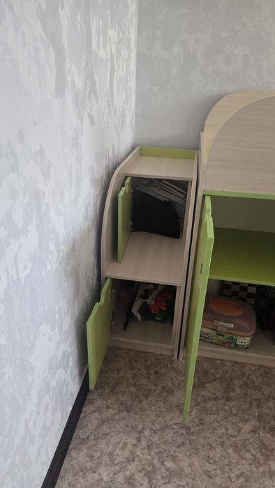 Продам кровать чердак