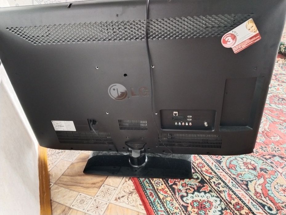 Продам телевизор