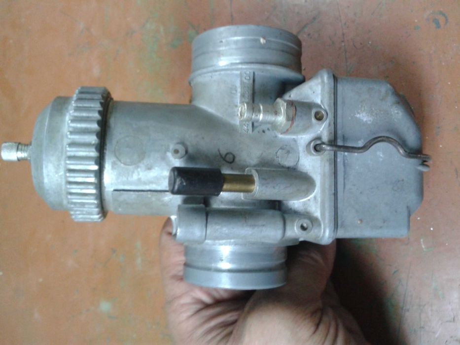 Продам  карбюраторы