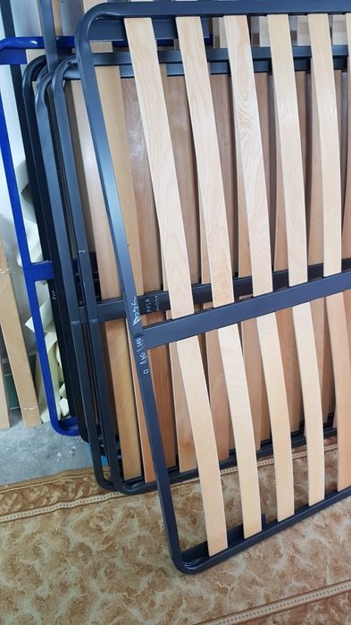 Подматрачни рамки метални и метални легла с крака