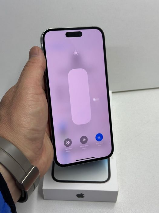 Продам Айфон 14 Про Макс 256г