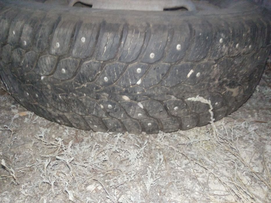 215 65 R16 продам