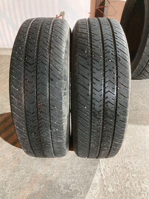 Гуми за бус 225-70-15 С