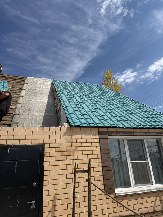 Продам черепицу металическая, с коньком
