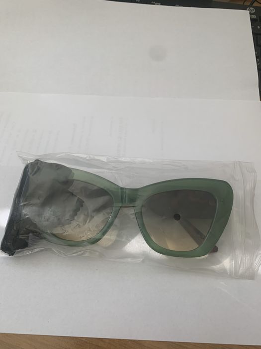 Дамски слънчеви очила