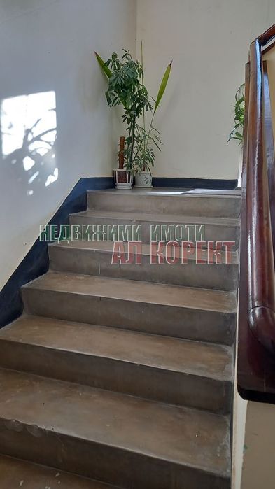 Дава се под наем Двустаен апартамент в Варна, Колхозен пазар - 53 кв.м за 408 € - Снимка #11