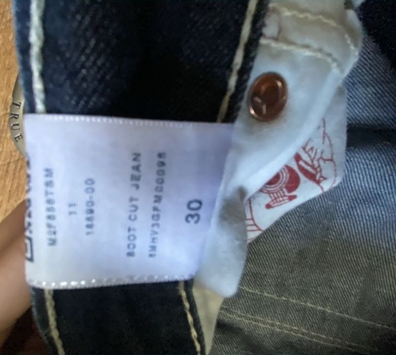 Джинсы True Religion