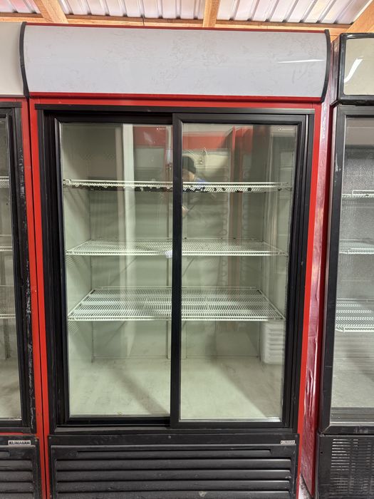 Витринный холодильник