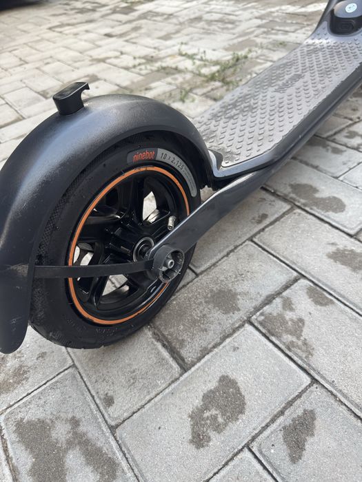 Самокат Ninebot F40