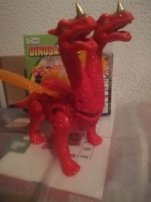 Игрушки детские на батарейках