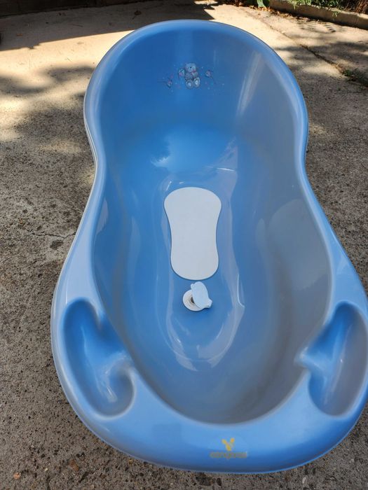 Бебешка ваничка и стойка