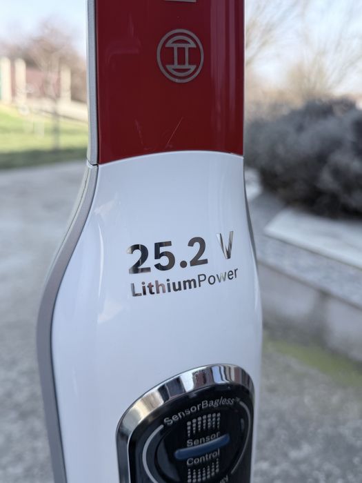 Aspiratoare Bosch Athlet - 25,2V in stare buna de functionare