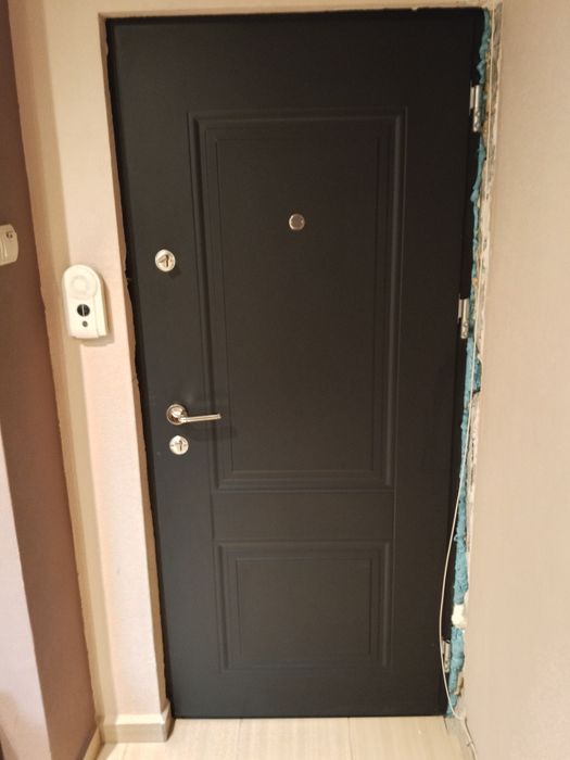 Montaj(și cu folie de etanșare/anticondens)/reparatii termopane/plase insecte/rulouri exterioare/ deblocări uși ,uși metalice,mdf, lemn masiv,etc