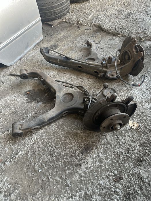 Задние рычаги  Mersedes benz vito 638