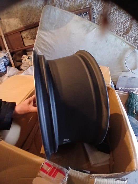 Продам Диски новые комлект,