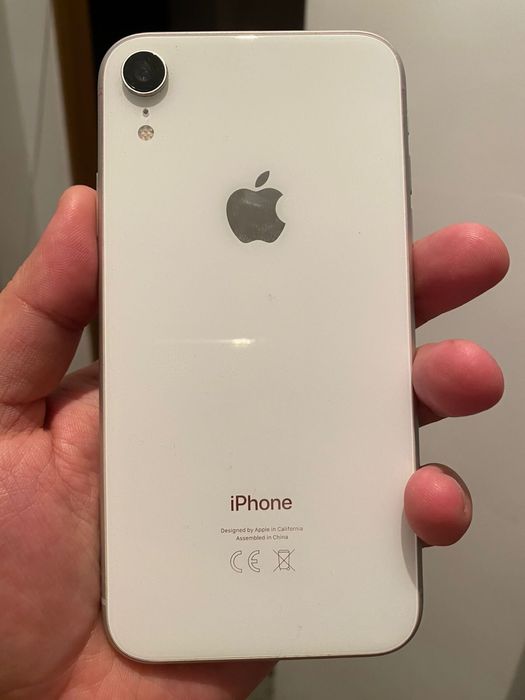 Продам айфон хр в отличном сос.