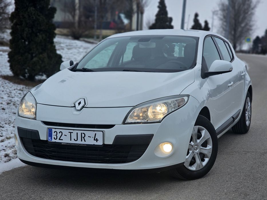 Renault Megane 1.5 dci / 2012 / Euro 5 / Navi /