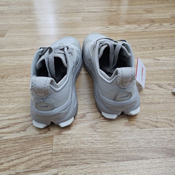 Кросовки ALTRA Olympus 6