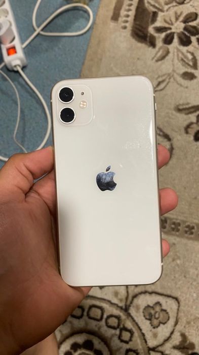 Iphone 11 64 гб.