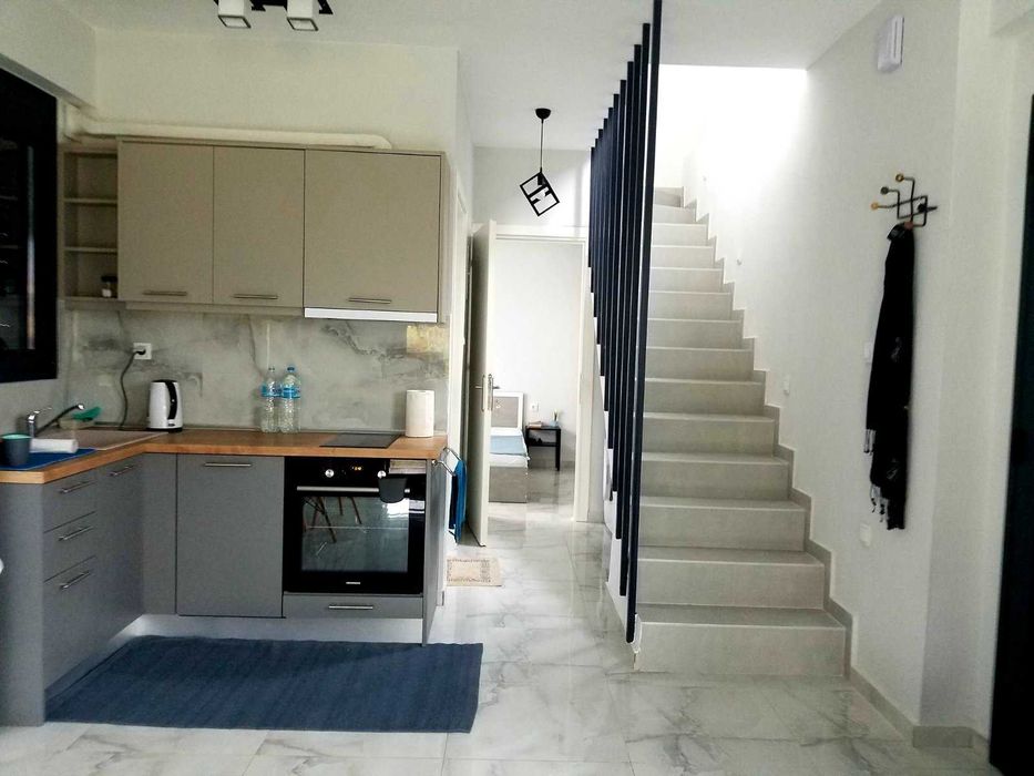 Продава нова лукс къща 72 м2 двор 557 м2 в Паралия Каряни, Гърция