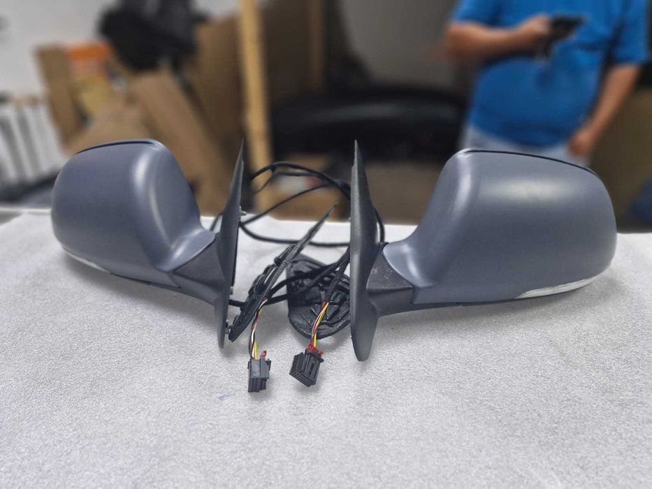 Зеркало в сборе Skoda Octavia A5