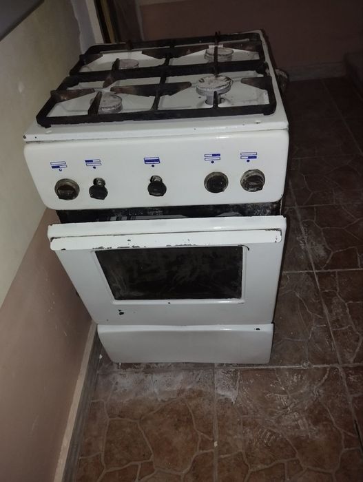 Продается газ плита срочно