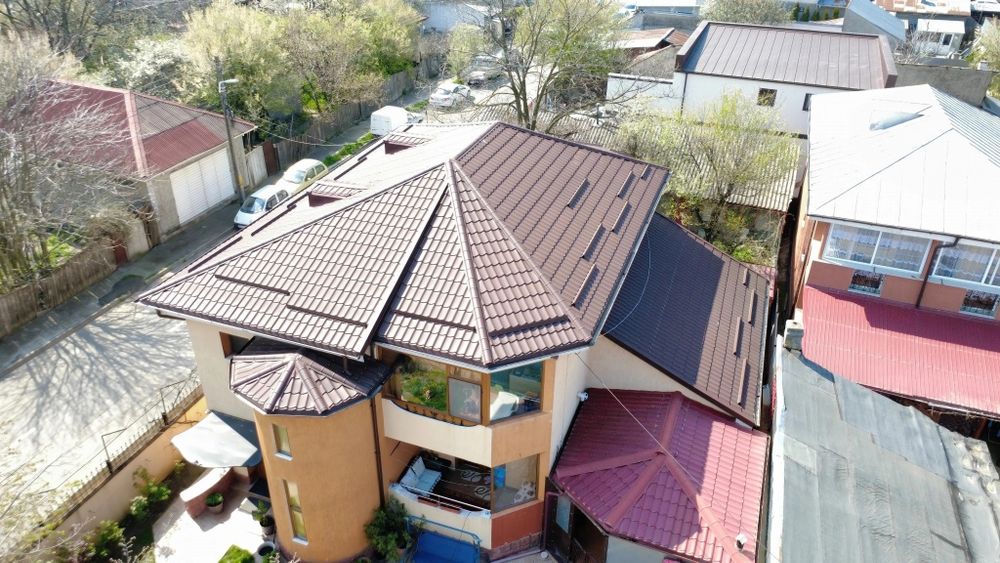 De vânzare Casă P+1 300mp construiți, teren 343mp Radu Negru