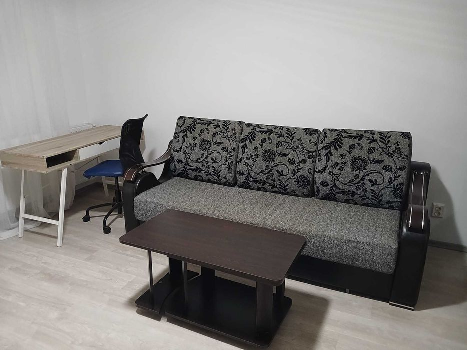 Închiriez garsonieră