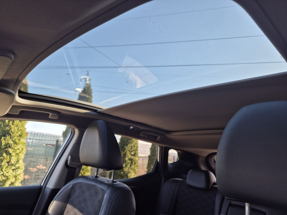 Nissan Qashqai 1.5 full