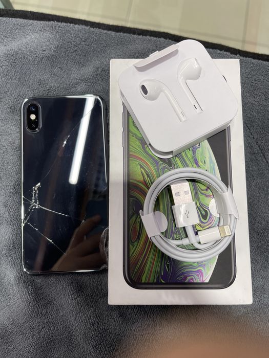 Iphone xs 64 тали каробка бор холати расимда