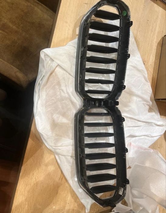 Бмв г30 решетка бъбреци (Оригинална)