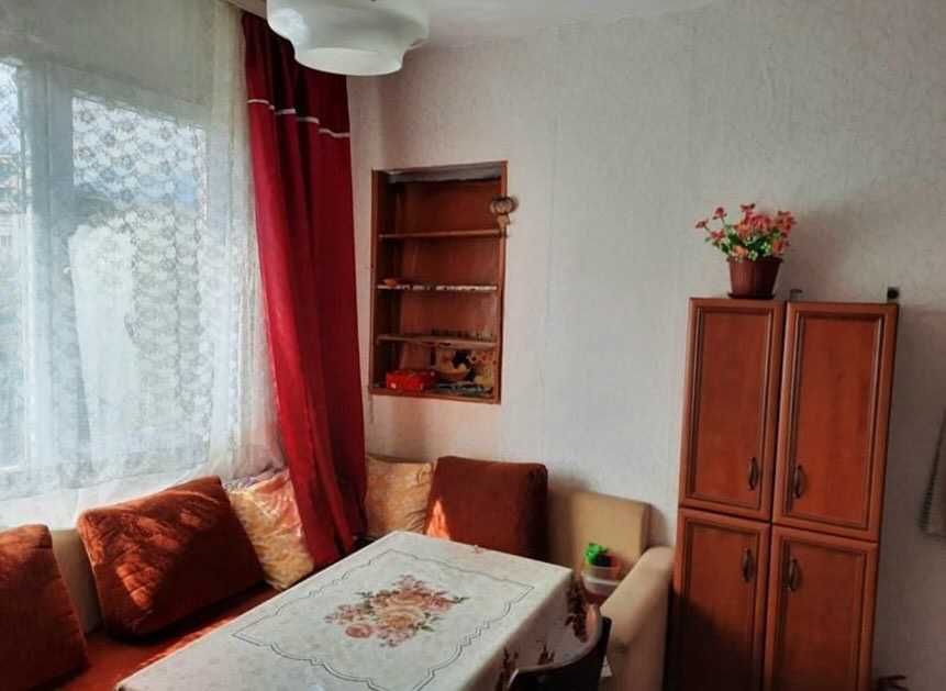 Продава се Тристаен апартамент в София, Банишора - 100 кв.м за 1690 €/кв.м - Снимка #2