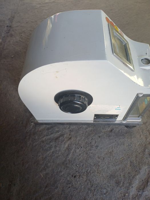 Везна торзионна натоварване от 100 единици