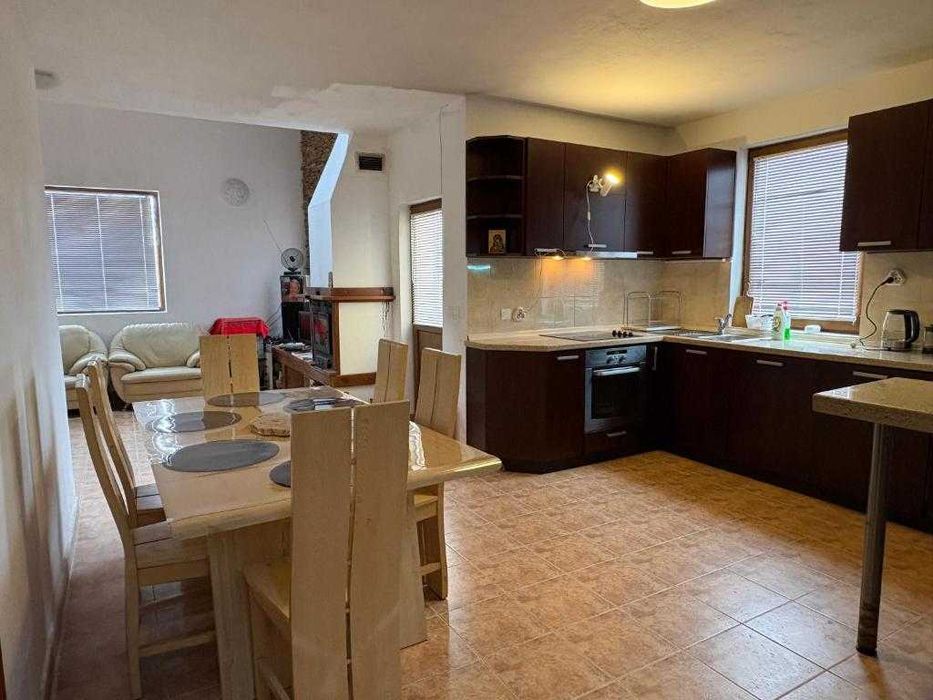 Планинска семейна къща за гости Райово