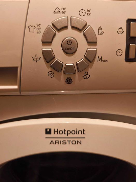 Пералня Hotpoint Ariston ARXD109 6kg