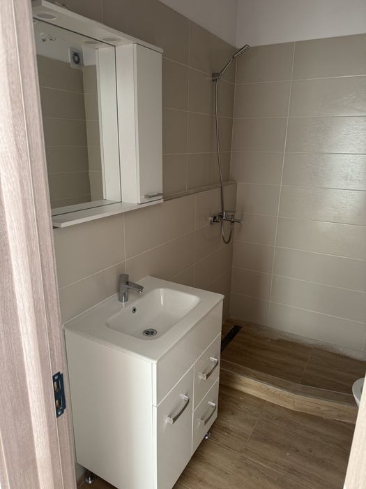 Garsoniera 54mp Utili