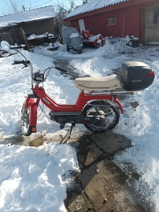 Vând moped Piaggio Si 2