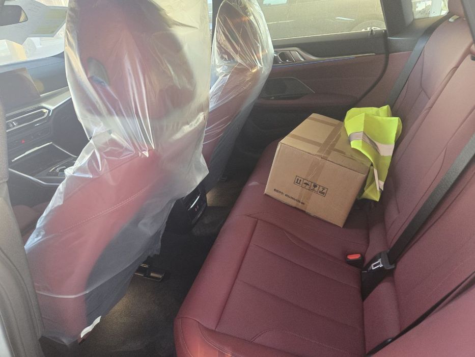 Bmw i4, 40L Msport Germaniya  2024  0 probeg 625 km zapas xod