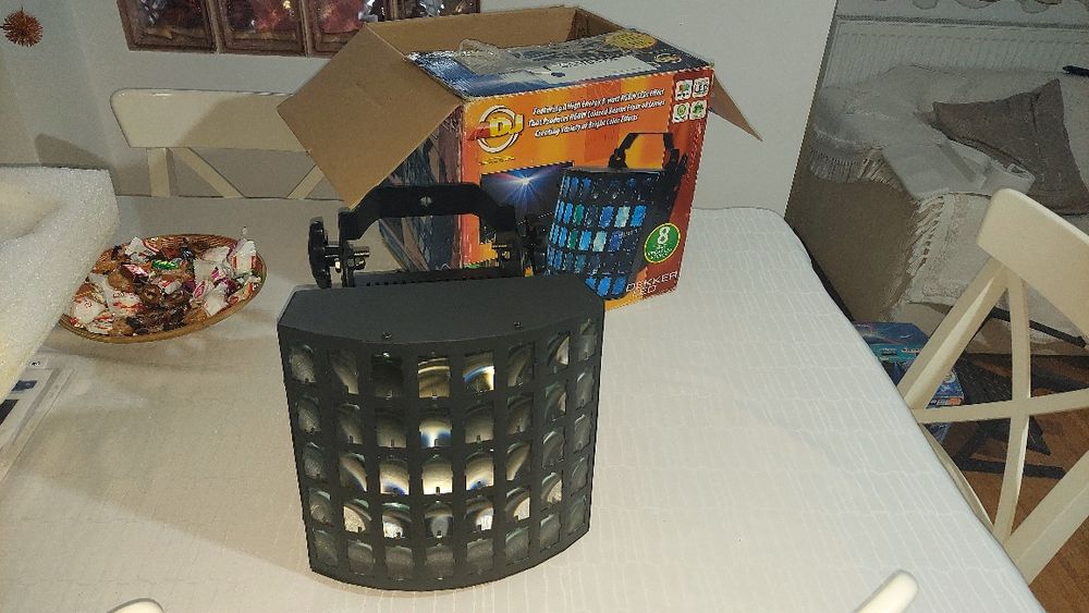 Vand lumini ADJ Dekker LED pentru  evenimente