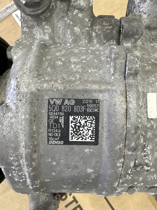 Компресор климатик Denso за VW,Audi,Skoda