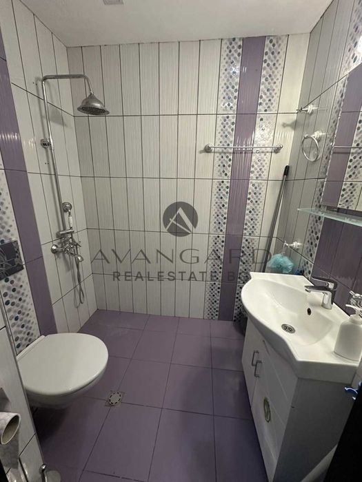 Продава се Тристаен апартамент в Пловдив, Кючук Париж - 76 кв.м за 1448 €/кв.м - Снимка #8