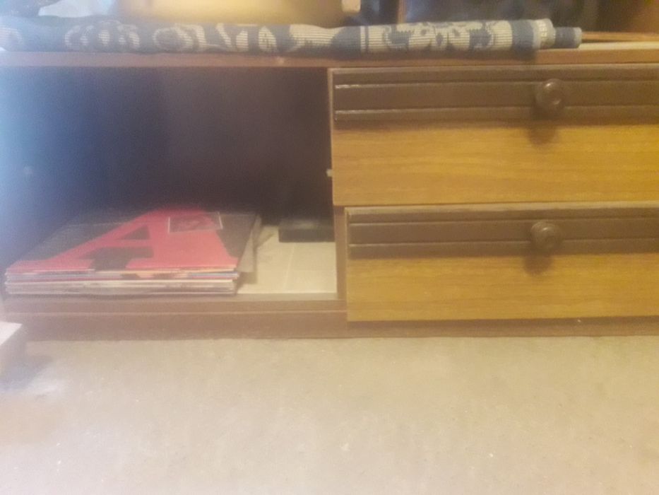 Продам 2шифонера и тумбочку