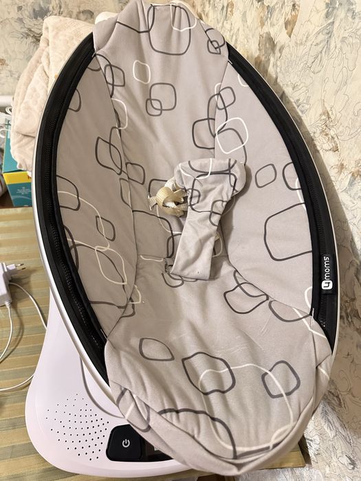 Электрокачель 4moms