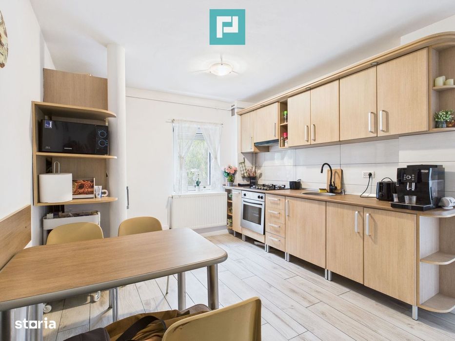 Apartament patru camere zona Confectii Arad — fotografia 1