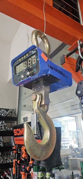 tarozi 10 tonna  quldagi pultida xam kursa buladi