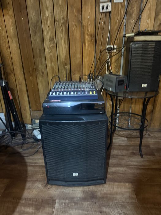 Продам караоке в комплекте