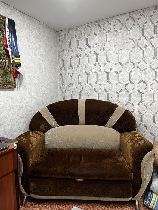 Диван и кресло